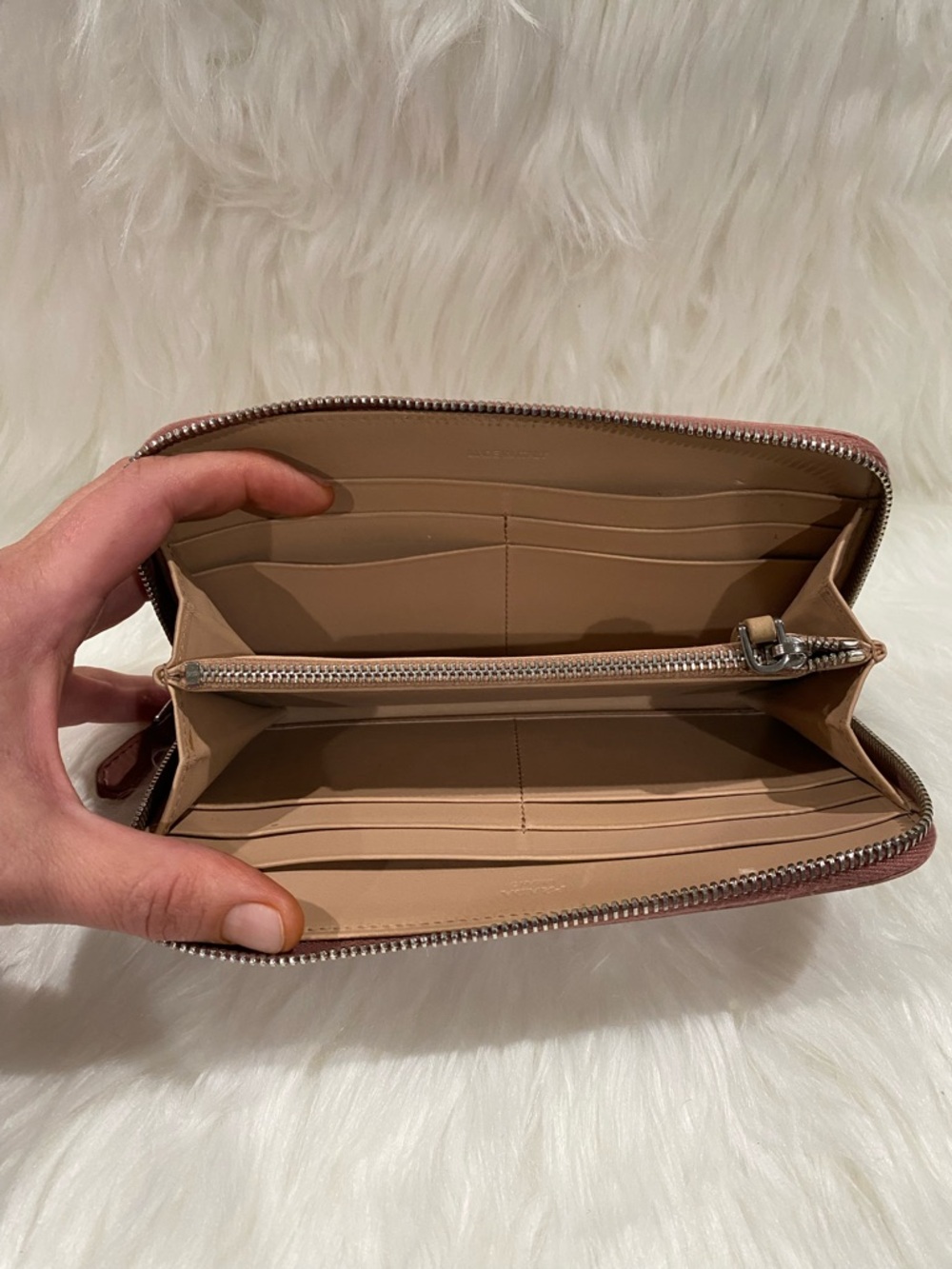 PRADA Soft Calf Fiocc long wallet in pink with bow- 2COAs - Picture 11 of 16